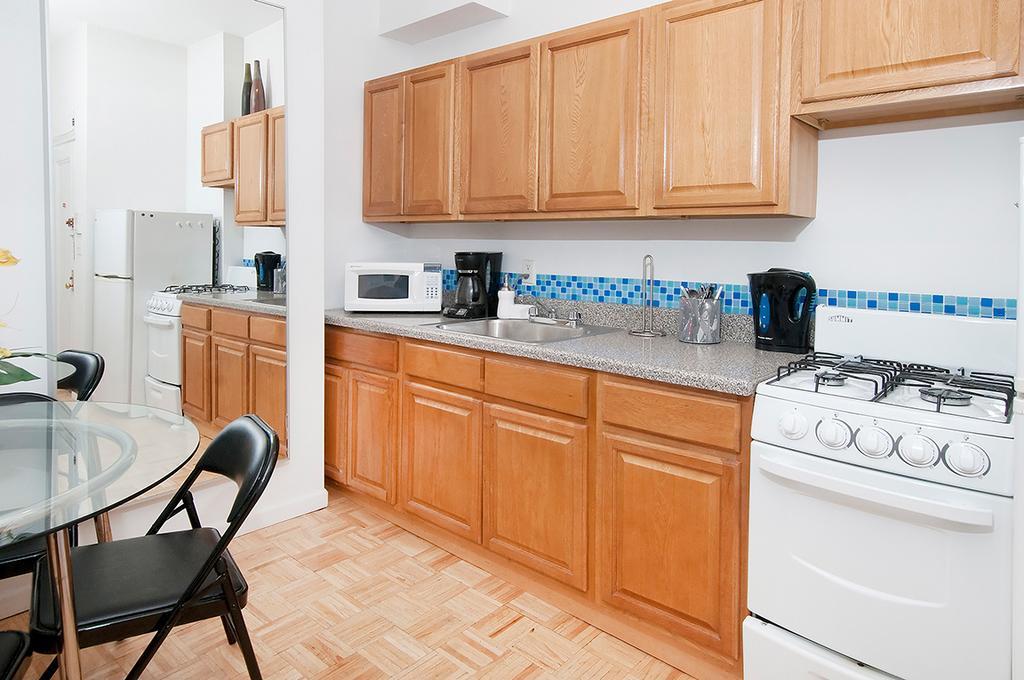 Mid Town East Street Apartments Next To Times Square New York Zimmer foto